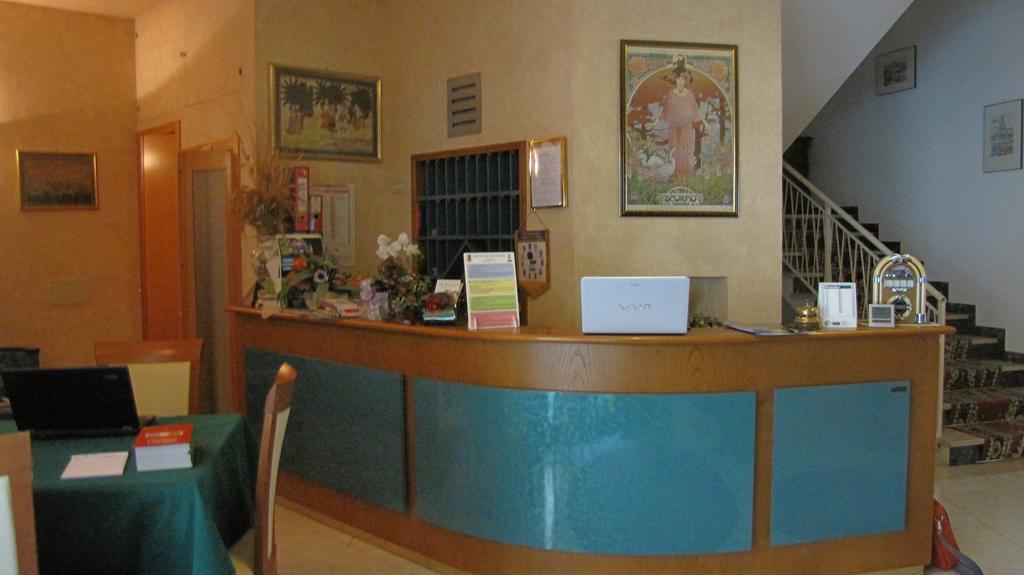 Albergo La Primula Chianciano Terme Exterior foto
